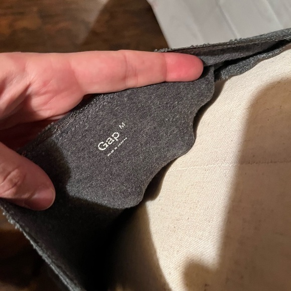 Gap tank top - Picture 4 of 4